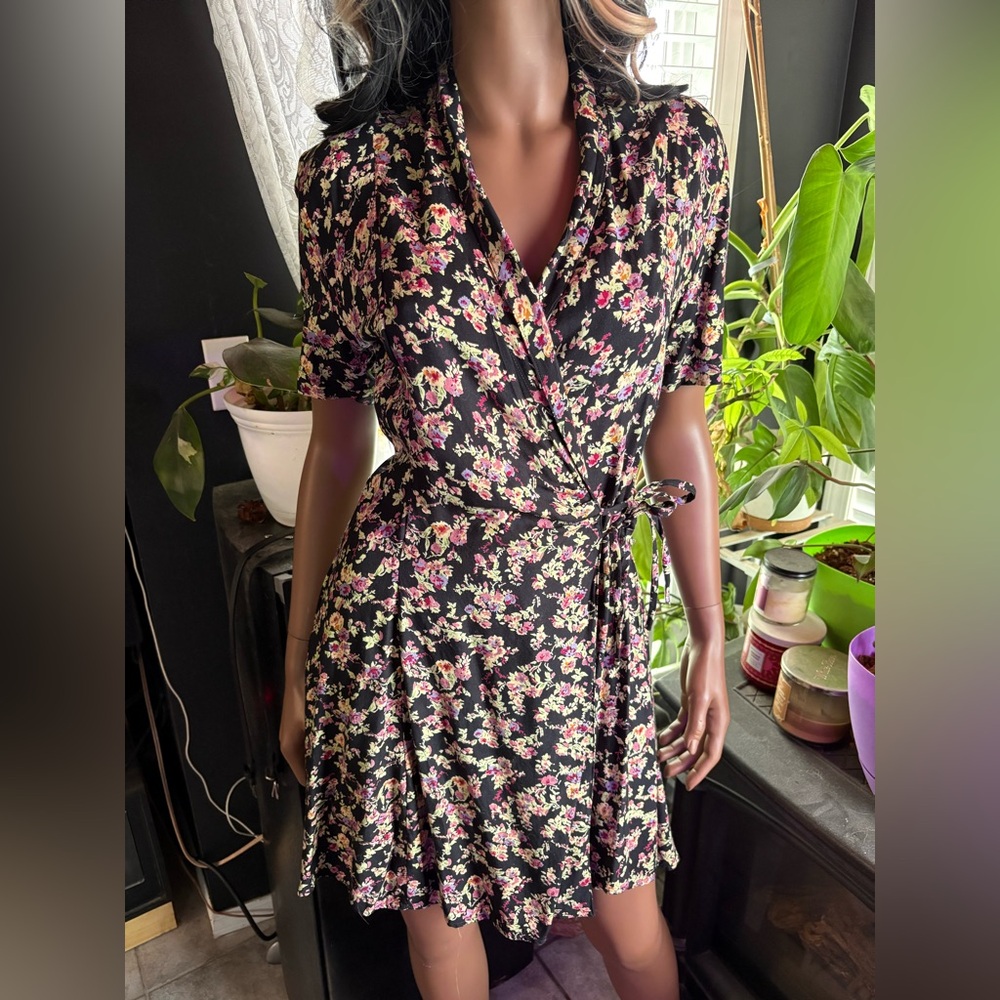 Vintage 1990s ‘Savannah’ Floral Wrap Dress